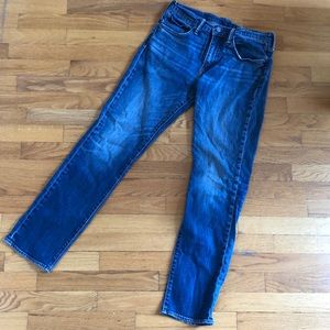 Men’s Levi’s 511 blue jeans